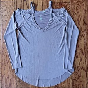 Me to We Cold Shoulder Long Sleeve Top